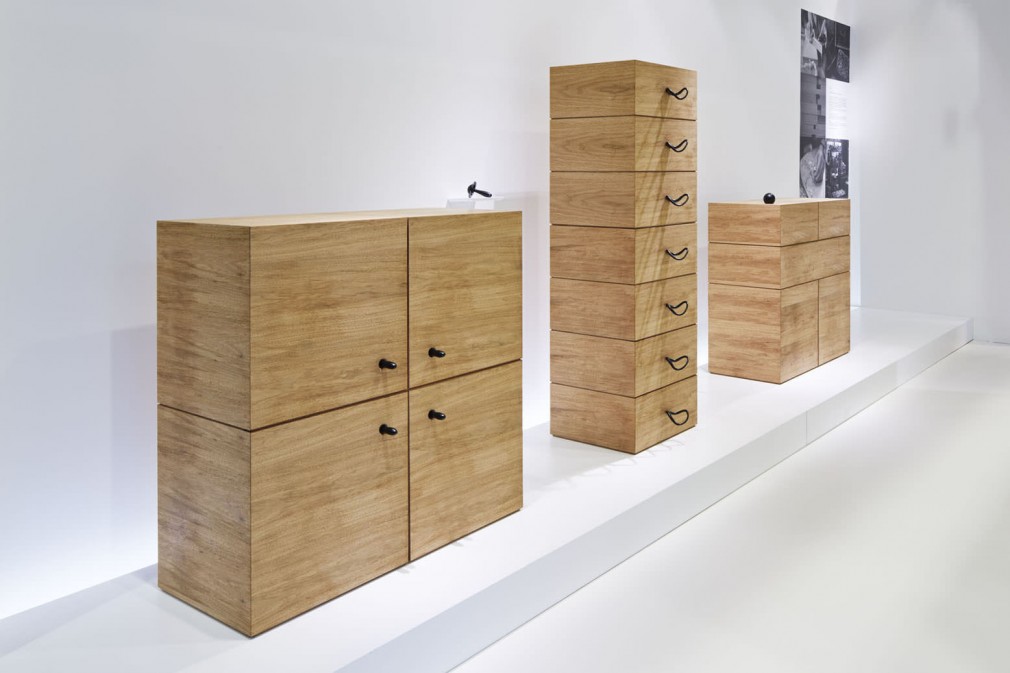 Fujisato Woodcraft  [Metal Works & Cabinet] × Ron Gilad